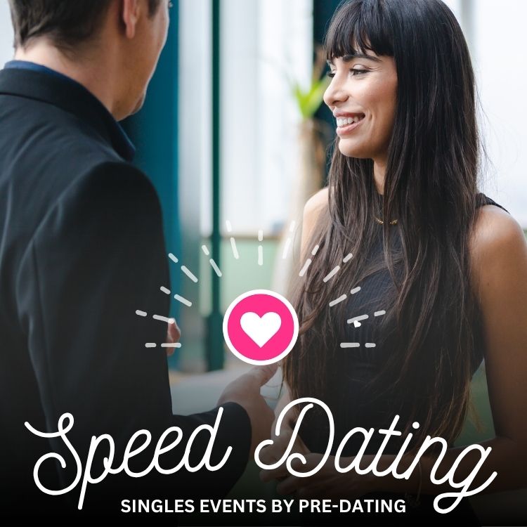 Cincinnati attendees of Speed Dating in Ohio enjoying the event!